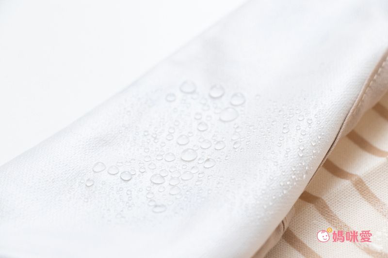 akachan honpo - 圍兜2件組-小熊學校-淺卡其色 (70～95cm)-身高70～95cm體重9～14kg