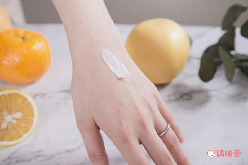 【日本製】d-aroma天然精油滋潤護手霜♡日本精油第一品牌