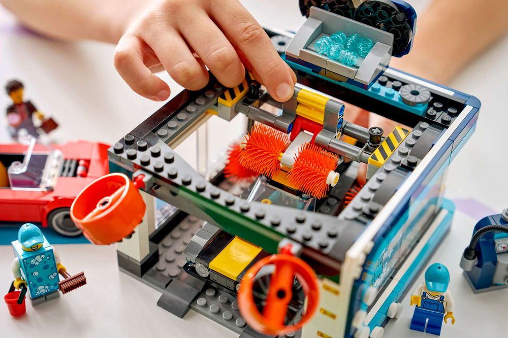 LEGO 60497 隧道式洗車場 Drive-Through Car Wash