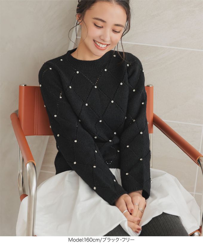 日本 Kobe Lettuce - 搶眼菱格紋珠飾點綴針織上衣-米白