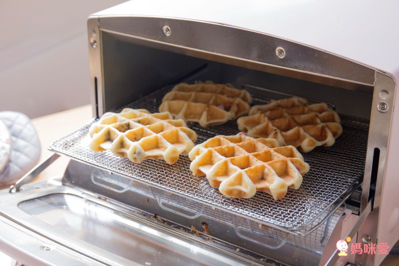 【比利時珍珠糖脆皮鬆餅】酥脆美味即刻享用！