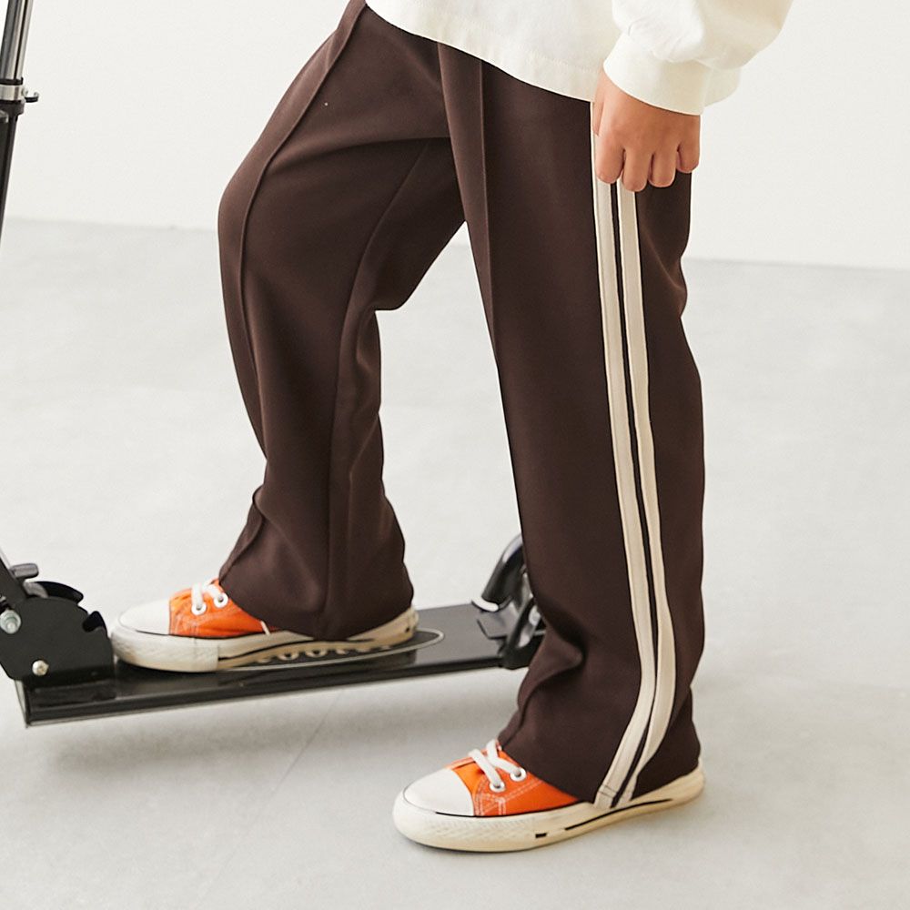 打褶側線條運動風休閒寬褲-深咖啡