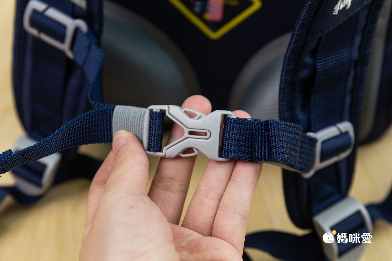 絕版出清！【 impact 怡寶】兒童護脊書包