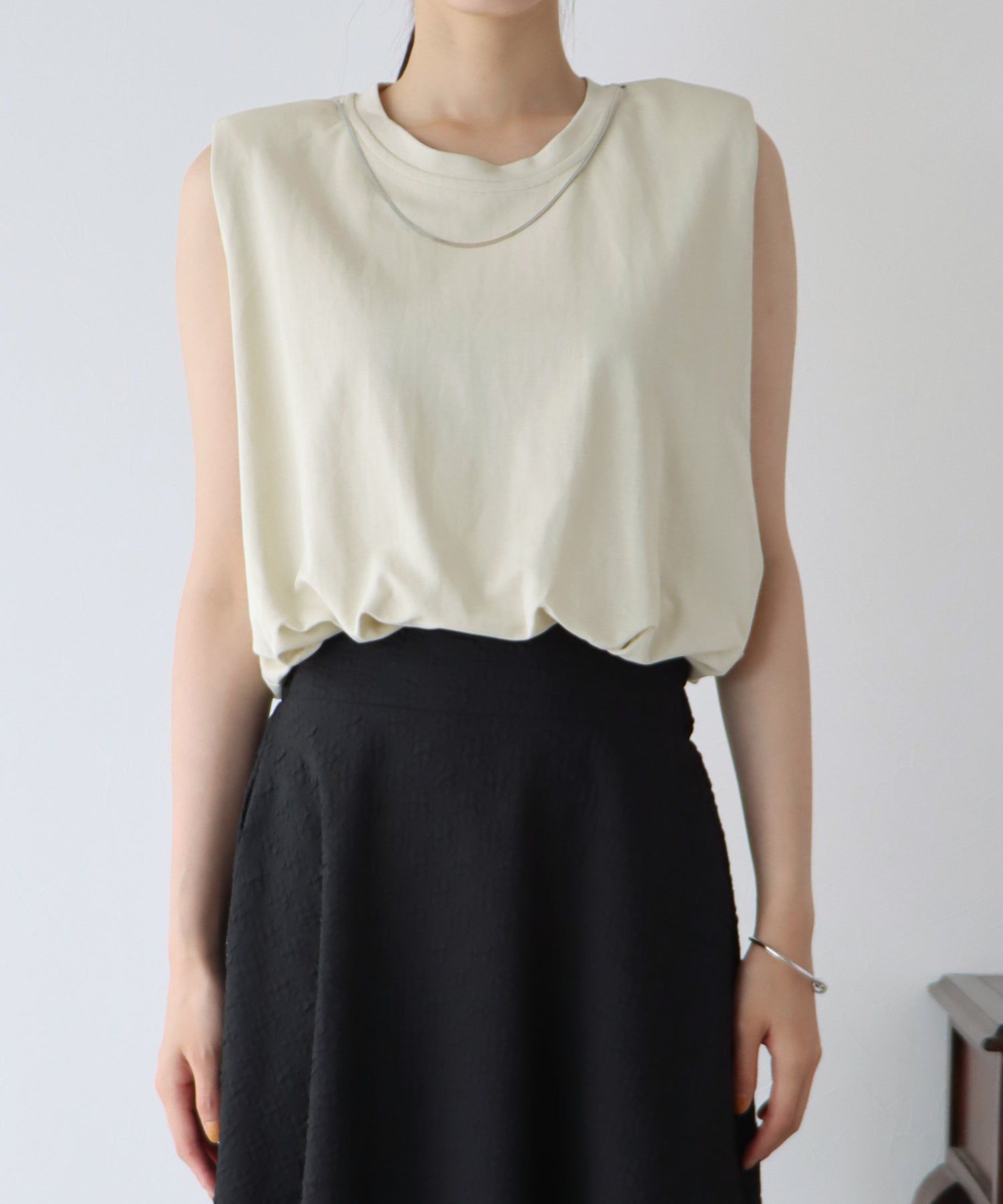 日本 BLUE EAST - 棉混法式簡約無袖上衣-白