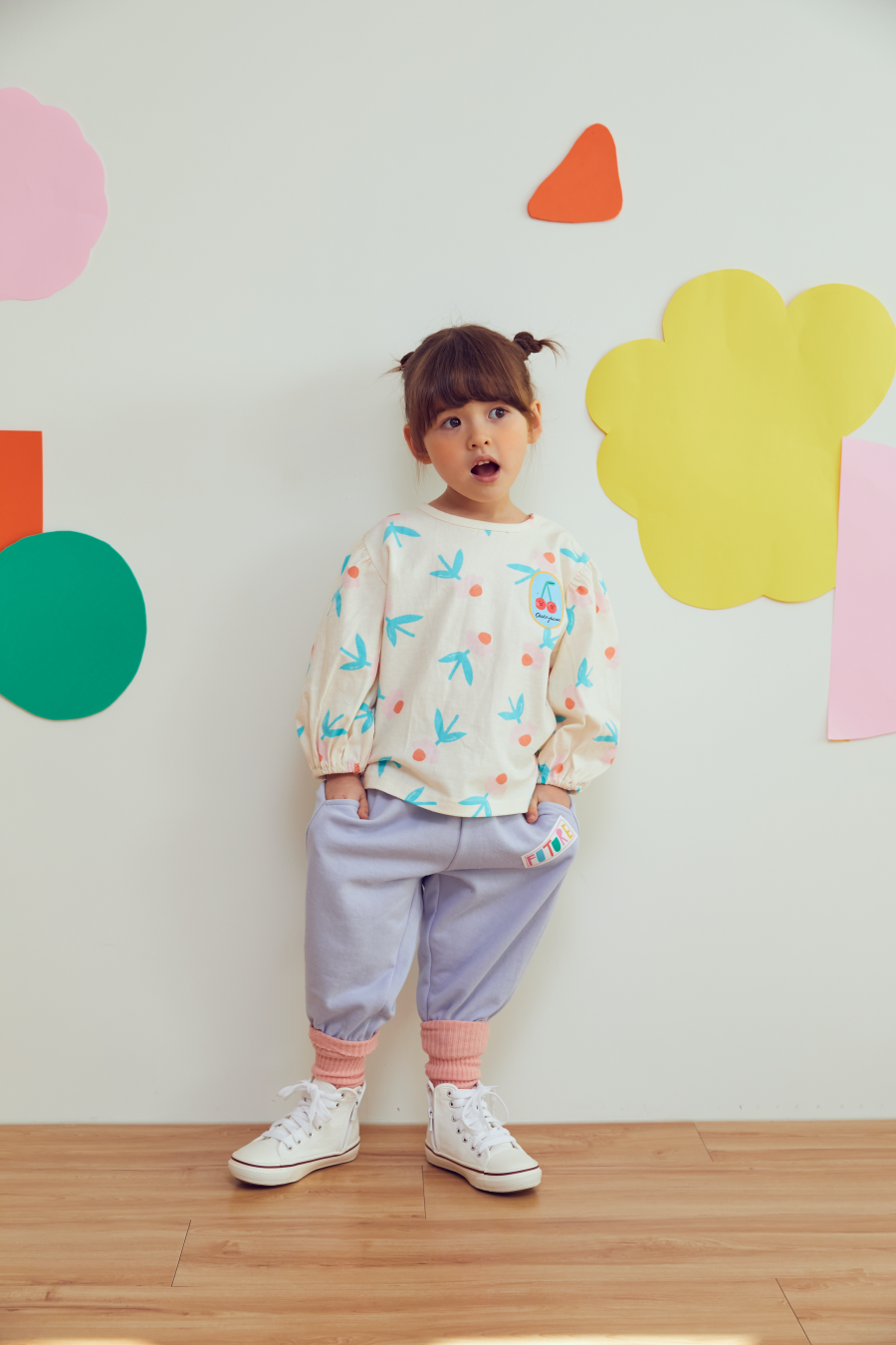 韓國 MINIATURE - 櫻桃花朵泡泡袖上衣-奶油白