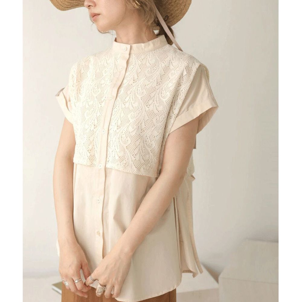 日本 Bou Jeloud - 假兩件鏤空蕾絲背心造型短袖襯衫上衣-杏