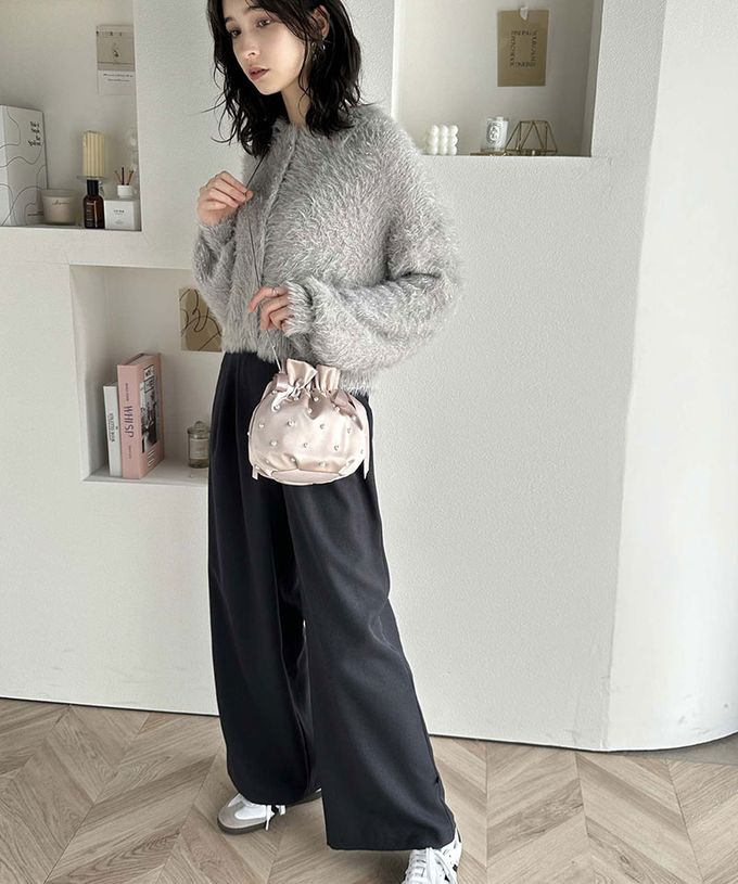 日本 Classical Elf - mily bilet 華麗緞面珍珠束口側背小包-象牙白