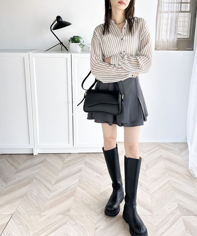 日本 Classical Elf - 透膚優雅休閒條紋寬版襯衫-黑米系