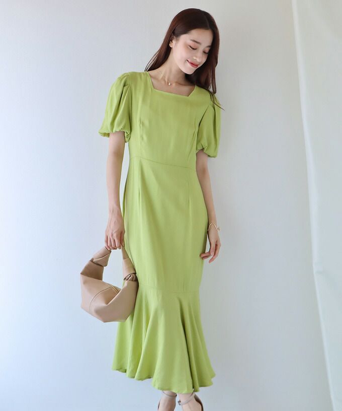 日本 BLUE EAST - 時光漫漫後綁帶泡泡袖洋裝-簡約黑