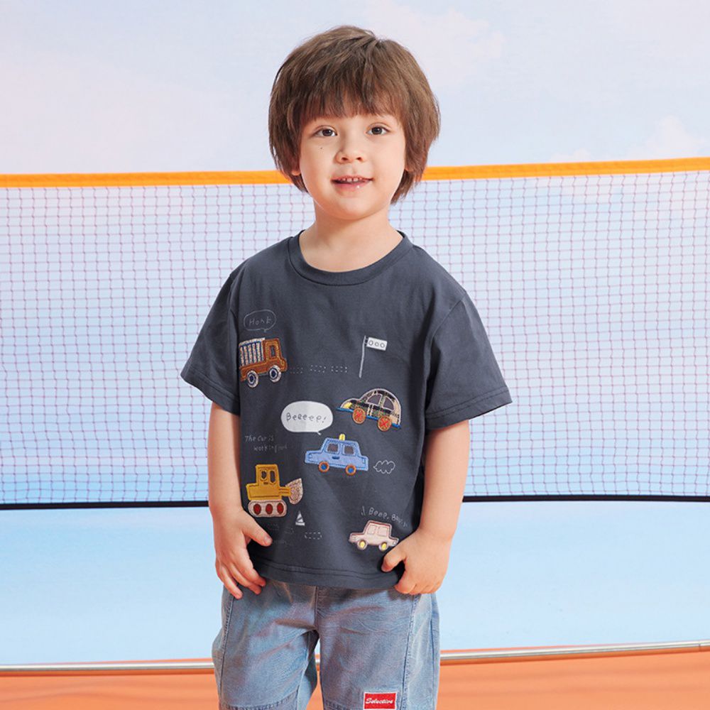 純棉圓領短袖上衣-小小汽車-杏色