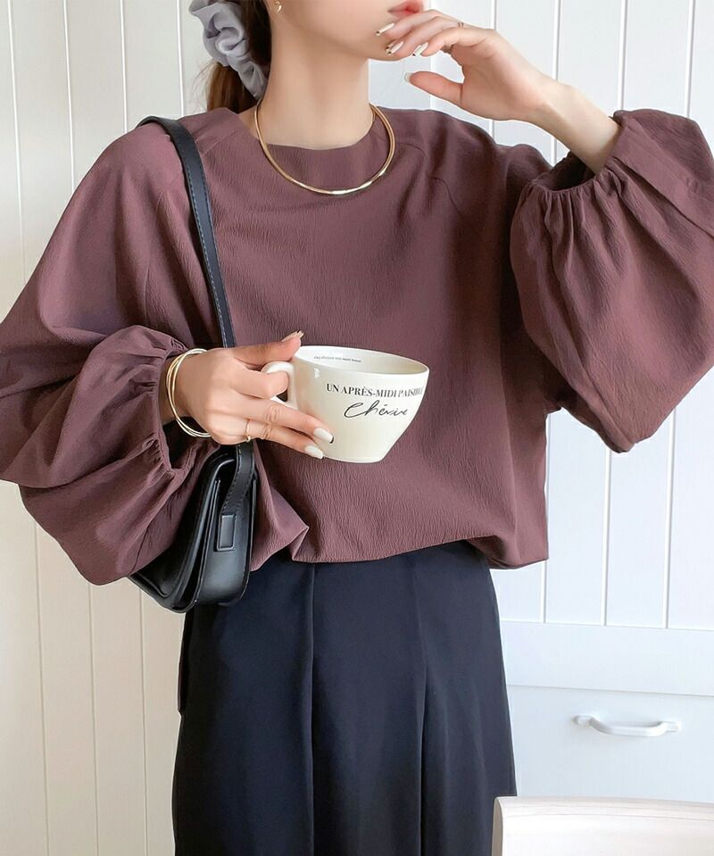 日本 Classical Elf - 氣質修身小V領氣袖球上衣-黑