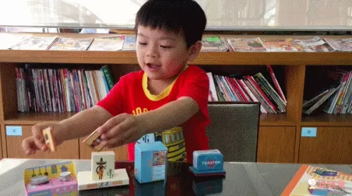 JoanMiro - 兒童3D紙模館-廚房主題