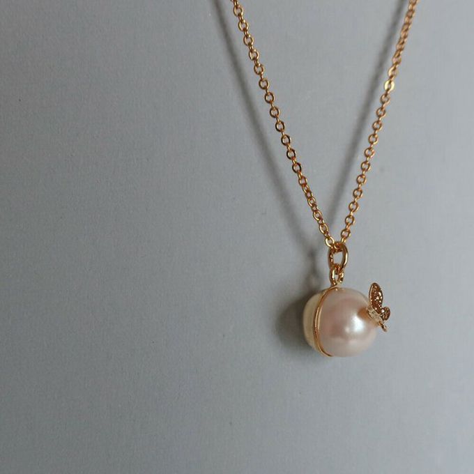 日本 Melody Accessory - 日本製 蝴蝶翩翩唯美單顆珍珠項鏈-金