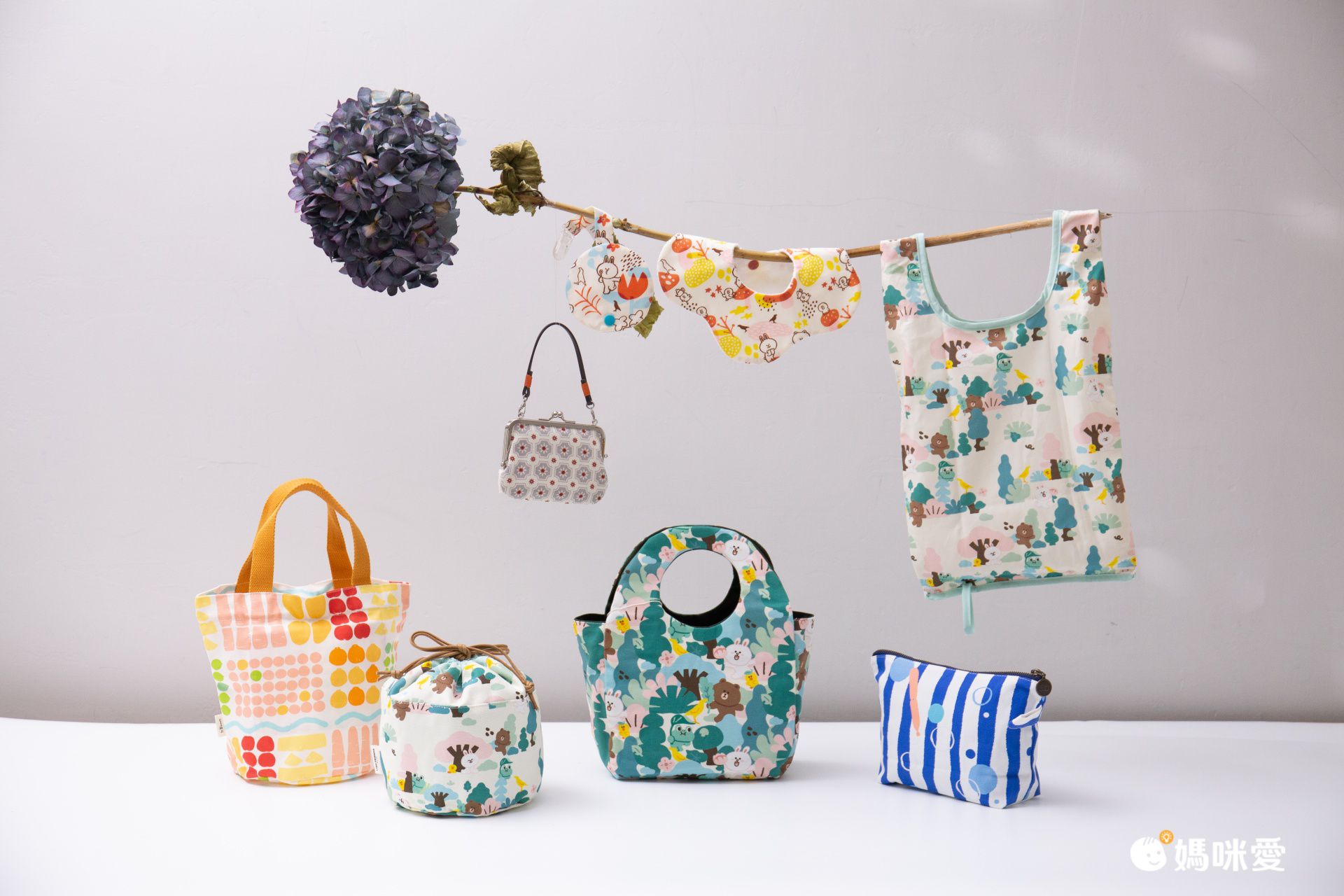 BROWN & FRIENDS攜手印花樂｜設計包款x收納小物