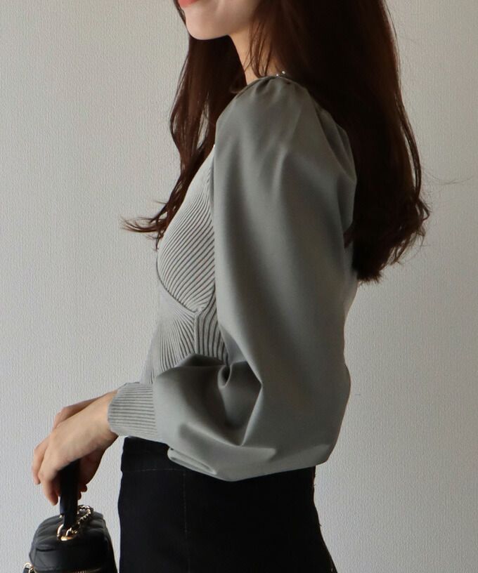 日本 BLUE EAST - V領羅紋拼接泡泡長袖上衣-藍灰