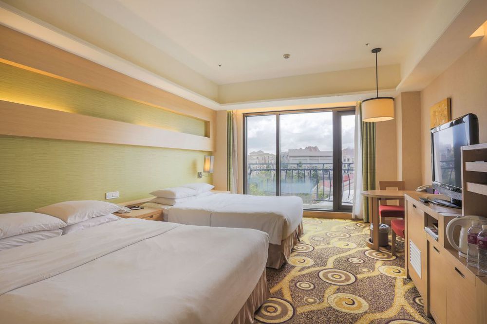 平日雙人一泊一食住宿券(免費升等雅緻家庭房或山景客房)-使用期限至2026/6/30