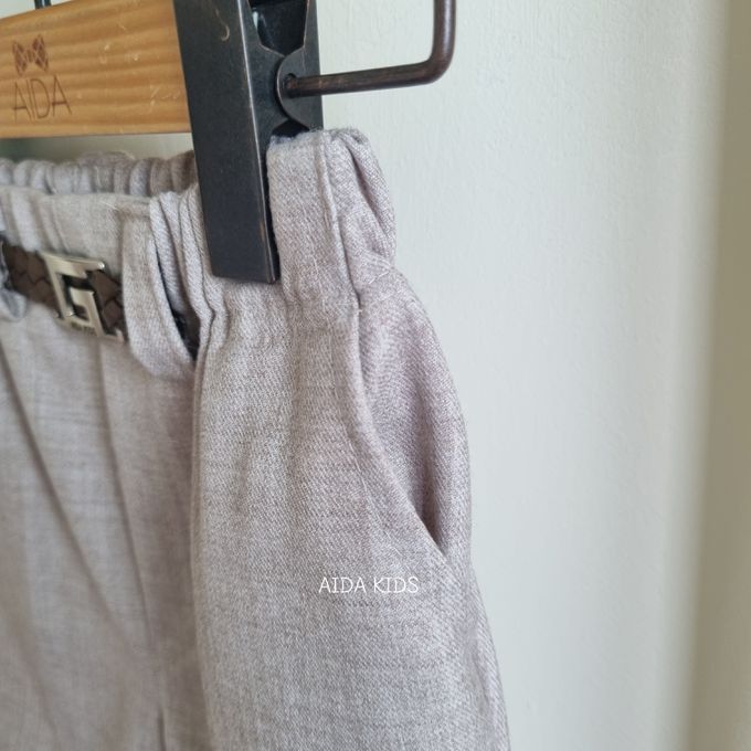 韓國 AIDA - 裝飾腰帶鬆緊腰直筒長褲-奶茶