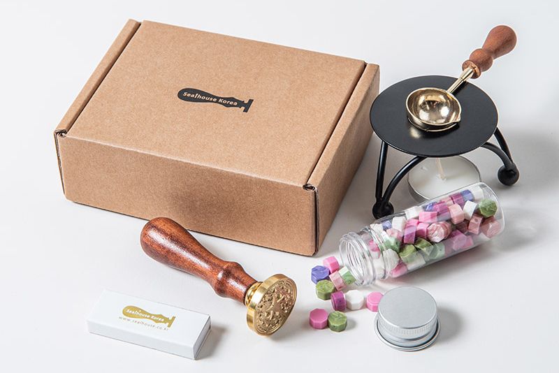 韓國 Sealhouse - 迷你火漆章禮盒組-卡通小王子-火漆章(含木柄)+罐粒X1+木杓X1+融蠟架X1+小蠟燭X1+火柴盒X1