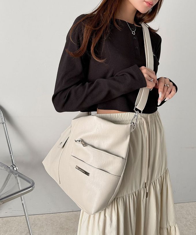 日本 Classical Elf - 俐落酷感大容量2way造型側背包-黑