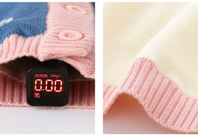 好搭V領鈕釦針織背心-公園-深藍+米色