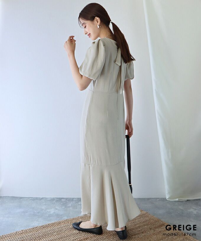 日本 BLUE EAST - 時光漫漫後綁帶泡泡袖洋裝-簡約黑