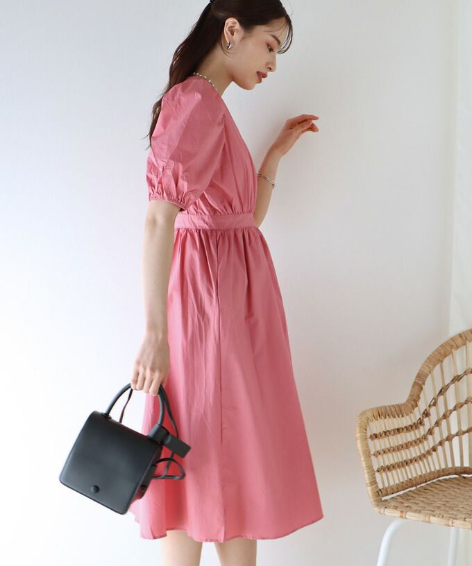 日本 BLUE EAST - 悠閒時光V領綁帶短袖洋裝-桃粉