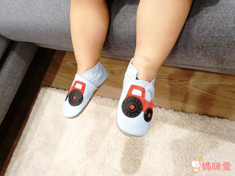 英國Inch Blue - 真皮手工寶寶鞋-水彩花