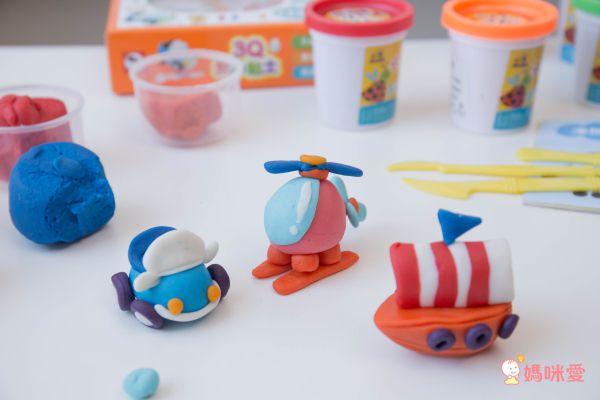 CP值滿分！聖誕節禮物★扮家家酒手提箱  / 超輕夢幻黏土★