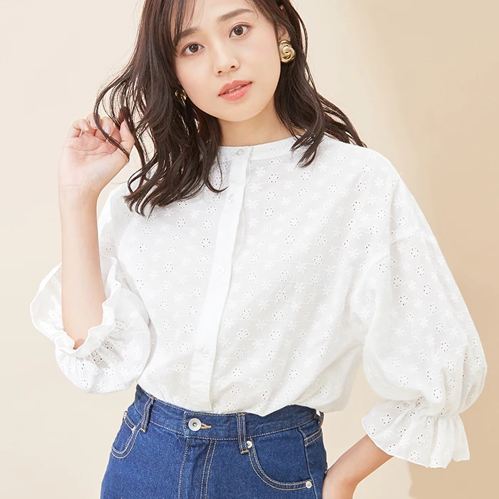 日本 BELLUNA - 前後2way花朵刺繡糖果袖六分袖襯衫-白
