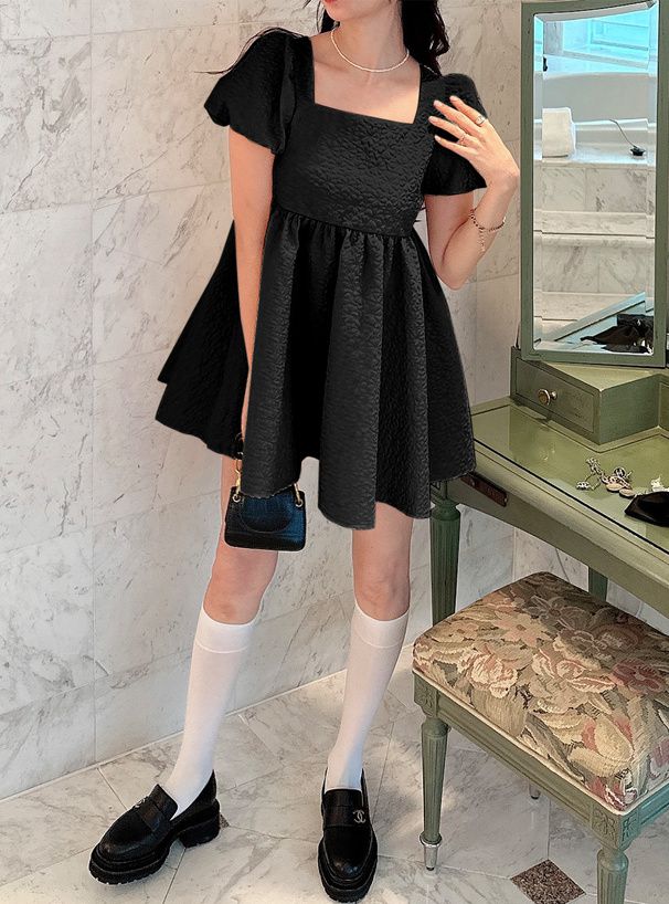 日本 GRL - 雲朵泡泡後扭結短版洋裝-奶茶杏