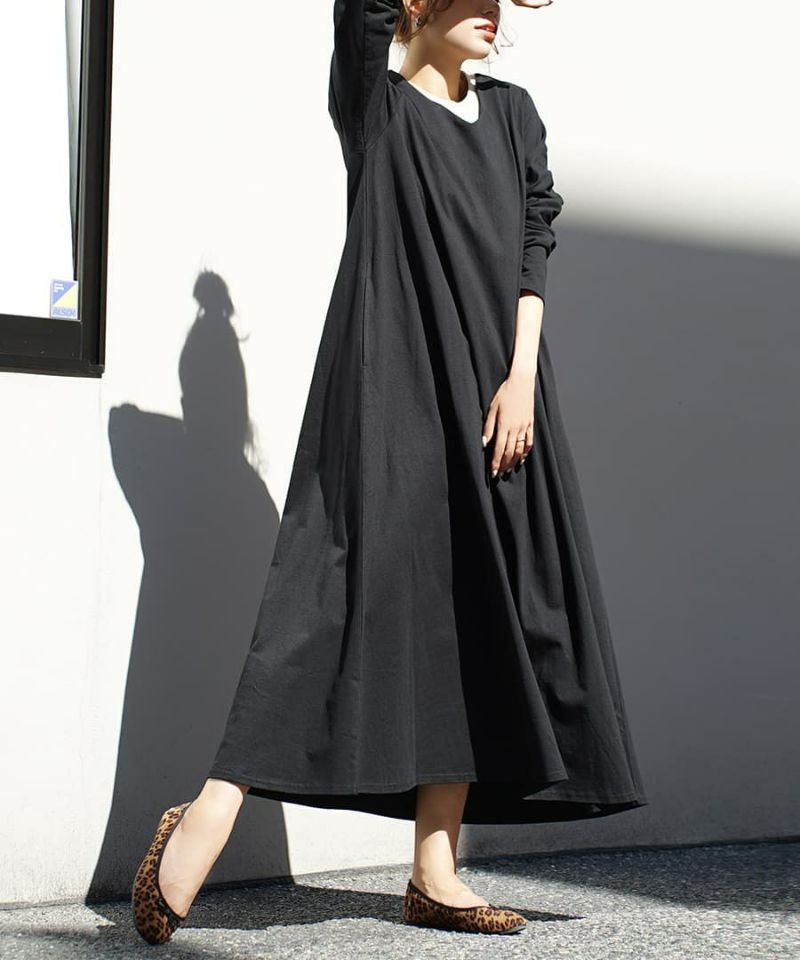 日本 zootie - 抗透汗 純棉修身長袖洋裝-V領-咖啡