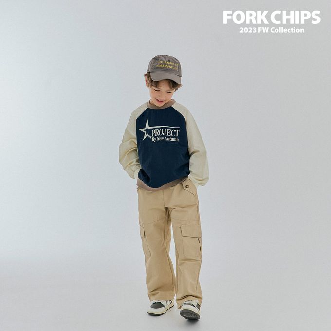 韓國 FORK CHIPS - 刺繡文字拼色長袖大學T-深藍
