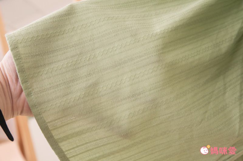 日本 ELENCARE DUE - 滿版圖騰綁帶長褲-白底