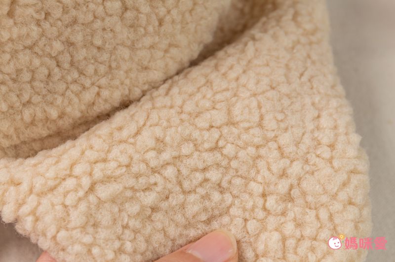 韓國 MAY - 三角披肩式圍巾/披巾-卡其