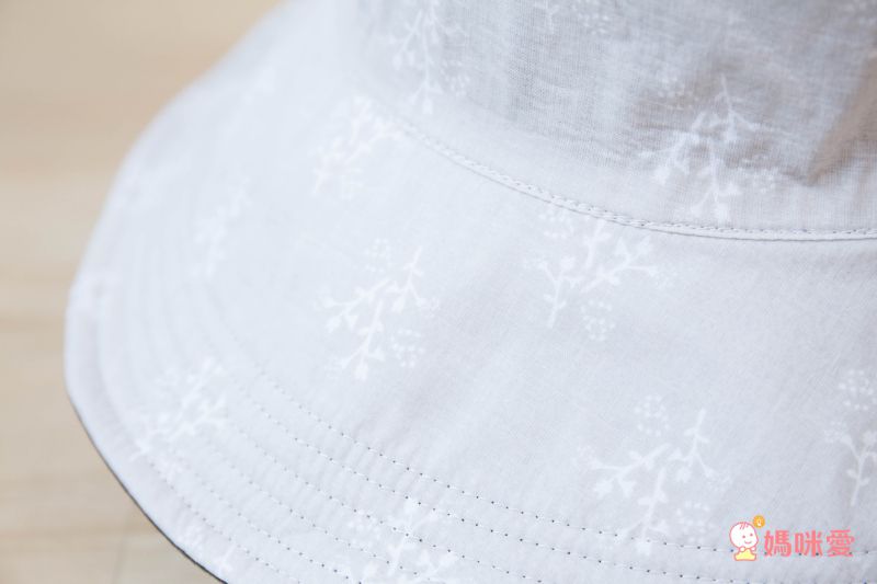 日本媽咪夏日愛用 ☼ 大帽簷透氣遮陽帽 / 抗UV涼感袖套！