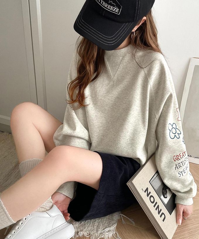 日本 Classical Elf - 俏皮塗鴉裏起毛長袖上衣-淺灰