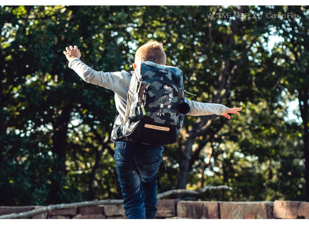 Beckmann - AIR FLX 擴充護脊書包 20~25L-3D太空火箭