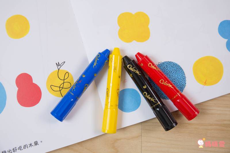 《小黃點》作者新作：創意塗鴉遊戲書！從「洞」裡激發孩子的想像力