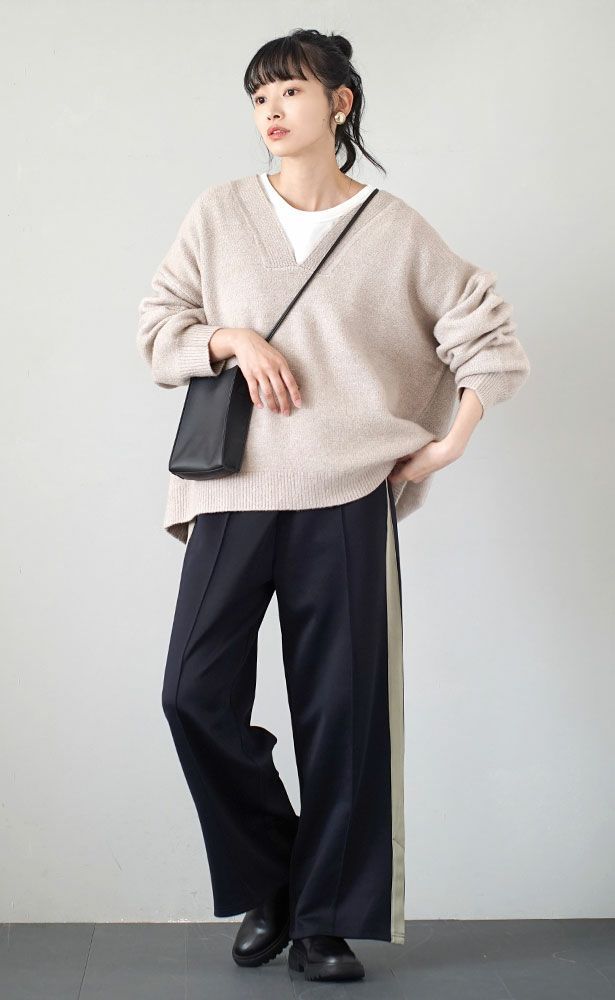 日本 zootie - 小V領柔軟落肩針織毛衣-星塵粉