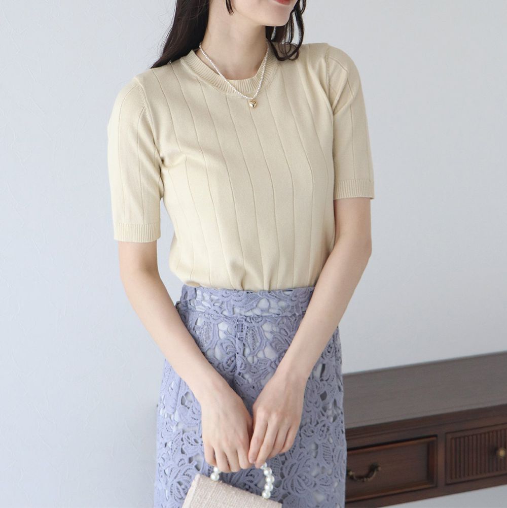羅紋彈性薄針織五分袖上衣-淺卡其