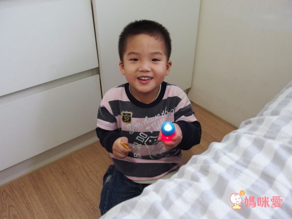 Moulin Roty - 【熱銷推薦】故事手電筒-動物家族