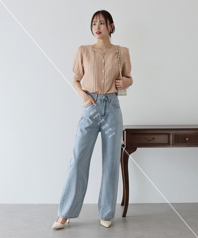 日本 BLUE EAST - 韓國製 心型領細緻泡泡短袖襯衫-白