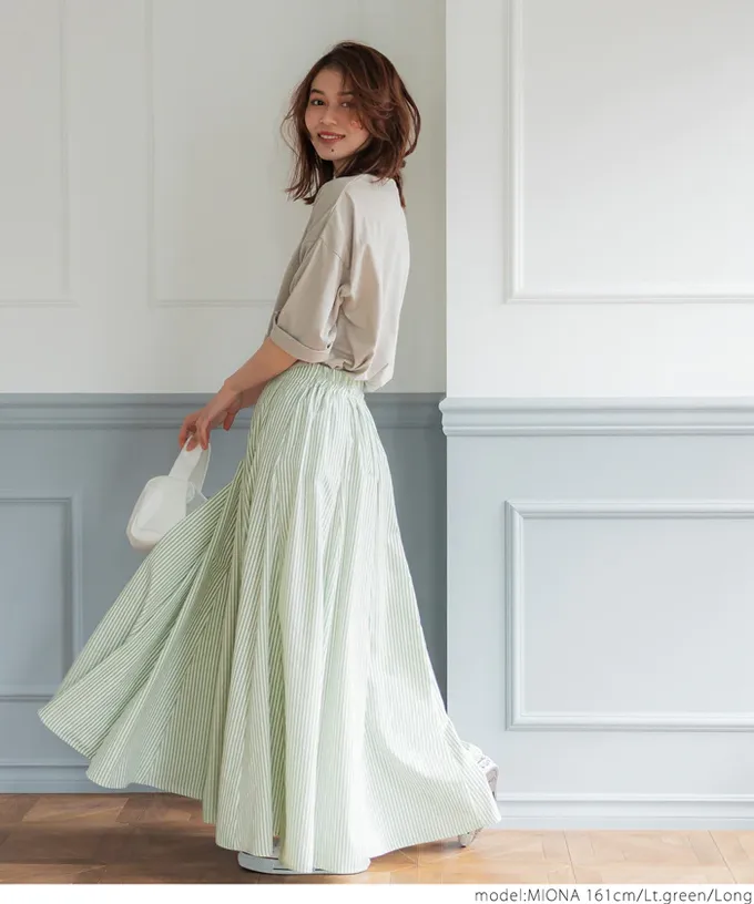 日本 COCA - 百搭直條紋顯瘦長裙-石墨灰