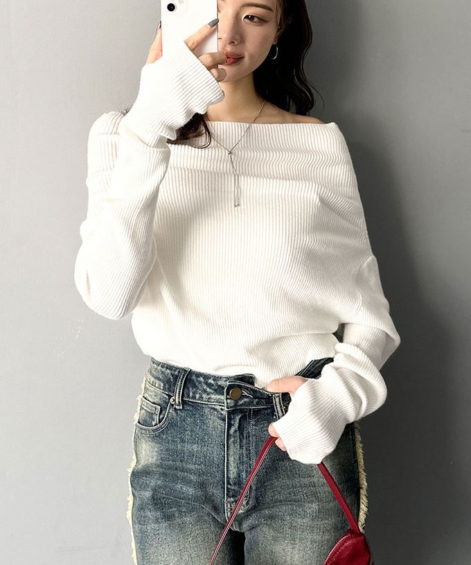 日本 Classical Elf - 華麗一字領羅紋長袖上衣(指孔設計)-黑