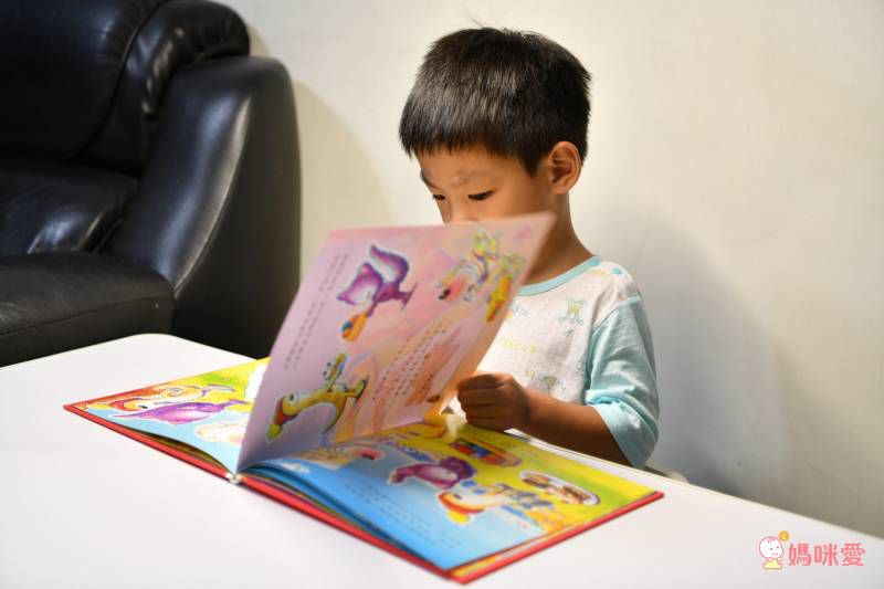 格林文化 - 好專業扮家家酒【優惠組】-迪倫當醫生＋迪倫當老闆-2本