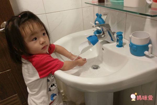 美國PRINCE LIONHEART - 幼兒專用水龍頭延伸器-綠