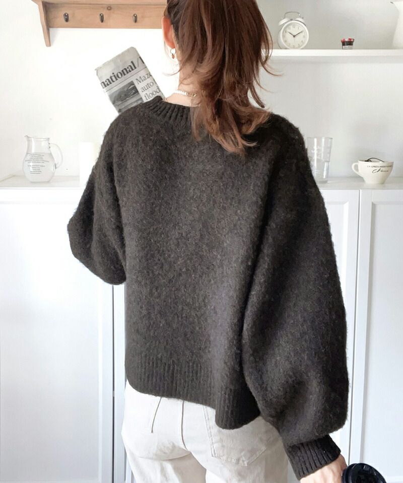 日本 Classical Elf - 印花柔軟毛絨短版毛衣-咖啡