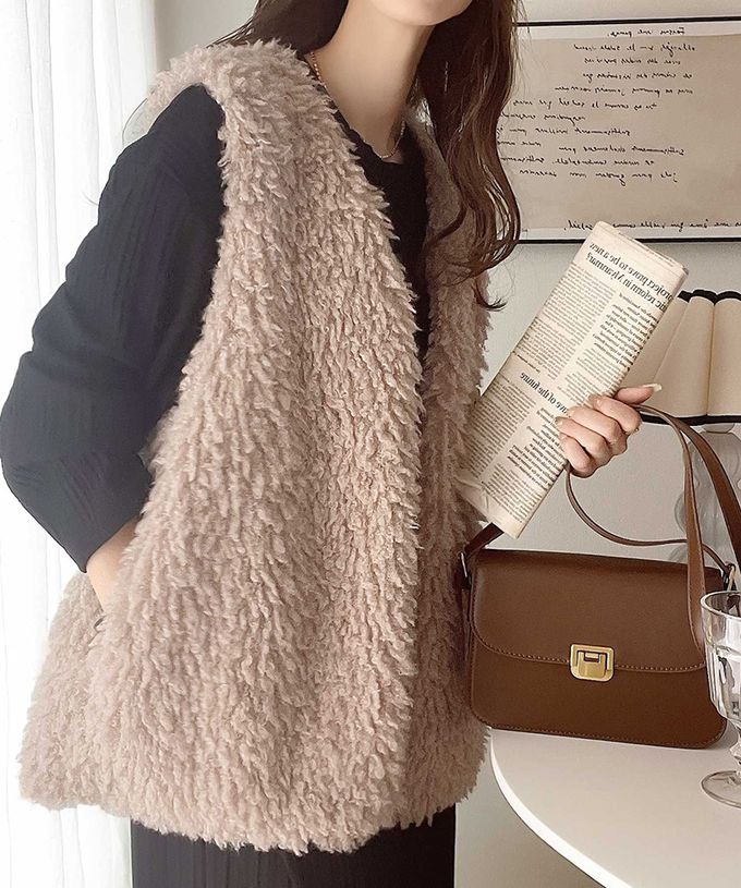 日本 Classical Elf - 優雅泰迪熊絨毛有口袋背心-黑