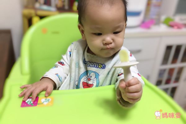 Richell TLI 離乳食用湯匙