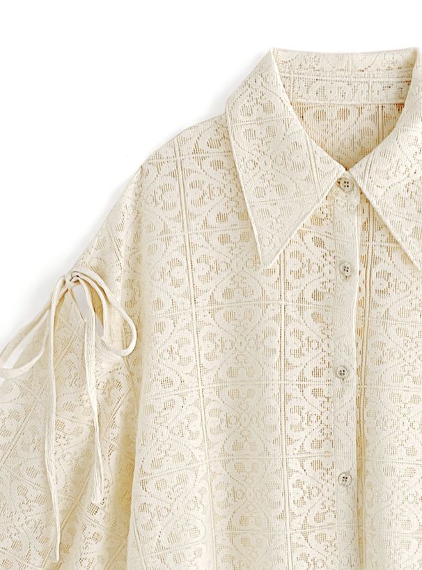 日本 GRL - 幾何雕花短版長袖襯衫-米杏 (F)